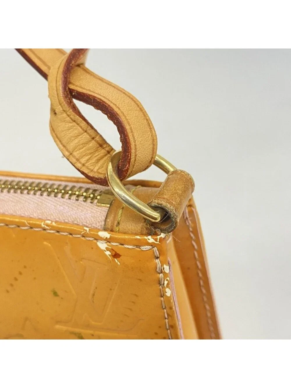Louis Vuitton Pouch Vernis Lexington Marshmallow Pink